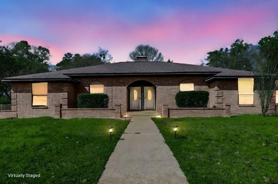 Rare opportunity to own a well-maintained duplex in the highly on Crown Colony Country Club in Texas - for sale on GolfHomes.com, golf home, golf lot