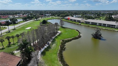 JUST LISTED2 bedroom, plus Den, 2 full bathrooms, completely on Cross Creek Country Club in Florida - for sale on GolfHomes.com, golf home, golf lot