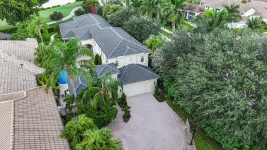 Welcome to your dream home! This beautiful, fully renovated on Woodfield Country Club in Florida - for sale on GolfHomes.com, golf home, golf lot