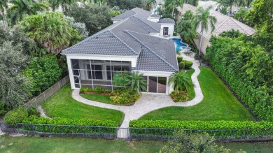 Welcome to your dream home! This beautiful, fully renovated on Woodfield Country Club in Florida - for sale on GolfHomes.com, golf home, golf lot