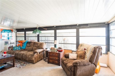 Very spacious two bedroom, two bath manufactured home in on Heritage Ridge Golf Club in Florida - for sale on GolfHomes.com, golf home, golf lot