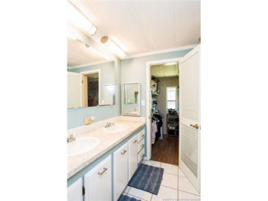 Very spacious two bedroom, two bath manufactured home in on Heritage Ridge Golf Club in Florida - for sale on GolfHomes.com, golf home, golf lot