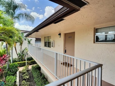 ALL ASSESMENTS PAID. SELLER CONCESSION TOWARD BUYER'S CLOSING on Woodmont Country Club in Florida - for sale on GolfHomes.com, golf home, golf lot