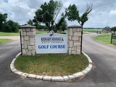 Welcome home to this thoughtfully updated retreat featuring 4 on Stewart Peninsula Golf Course in Texas - for sale on GolfHomes.com, golf home, golf lot