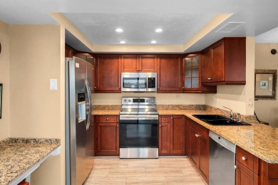 Magnificent sunsets, panoramic and breathtaking bay, nature and on Isla Del Sol Yacht and Country Club in Florida - for sale on GolfHomes.com, golf home, golf lot