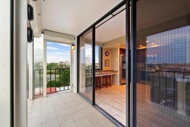 Magnificent sunsets, panoramic and breathtaking bay, nature and on Isla Del Sol Yacht and Country Club in Florida - for sale on GolfHomes.com, golf home, golf lot