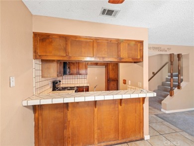 3-bedroom 2.5-bathroom, 1206sf nestled next to the North Lake on Silver Lakes Golf Course in California - for sale on GolfHomes.com, golf home, golf lot