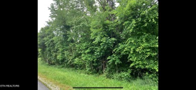 Wanting to live close to the Lake and build the home of your on Tellico Village Golf Club in Tennessee - for sale on GolfHomes.com, golf home, golf lot