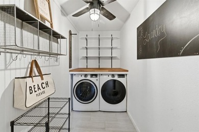 Stylishly updated 3 bedroom 3 bath home, in Pecan Plantation on Pecan Plantation Country Club in Texas - for sale on GolfHomes.com, golf home, golf lot