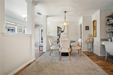 ***VRM*** SELLER WILL CONSIDER OFFERS BETWEEN $469,000 AND $499 on Cypress Country Club and Golf Club  in Alabama - for sale on GolfHomes.com, golf home, golf lot