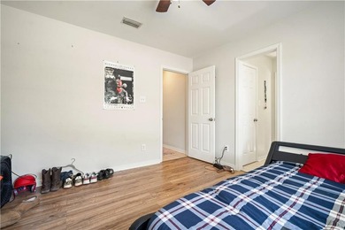 ***VRM*** SELLER WILL CONSIDER OFFERS BETWEEN $469,000 AND $499 on Cypress Country Club and Golf Club  in Alabama - for sale on GolfHomes.com, golf home, golf lot
