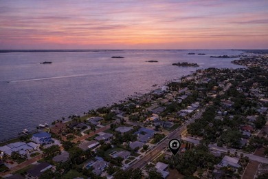 MAJOR PRICE IMPROVEMENT! Tucked away in the heart of Dunedin on The Dunedin Country Club in Florida - for sale on GolfHomes.com, golf home, golf lot