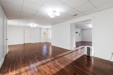 Check out this stunning brick estate perfectly situated on the on Crooked Creek Golf Club in Kentucky - for sale on GolfHomes.com, golf home, golf lot