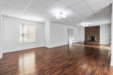 Check out this stunning brick estate perfectly situated on the on Crooked Creek Golf Club in Kentucky - for sale on GolfHomes.com, golf home, golf lot