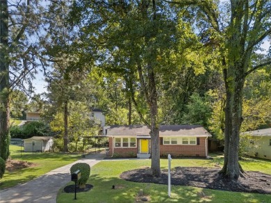 Welcome to this inviting brick ranch in the East Lake Terrace on East Lake Golf Club in Georgia - for sale on GolfHomes.com, golf home, golf lot
