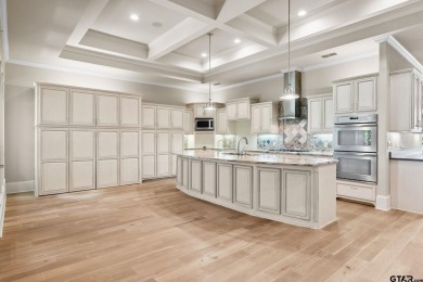 Enjoy serene views from your backyard on the green -- perfectly on Oak Hurst Golf Course in Texas - for sale on GolfHomes.com, golf home, golf lot