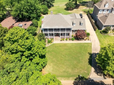 Beautiful plantation-style home on the 18th fairway of Red Apple on Red Apple Inn and Country Club in Arkansas - for sale on GolfHomes.com, golf home, golf lot