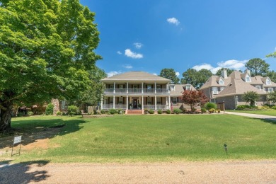 Beautiful plantation-style home on the 18th fairway of Red Apple on Red Apple Inn and Country Club in Arkansas - for sale on GolfHomes.com, golf home, golf lot