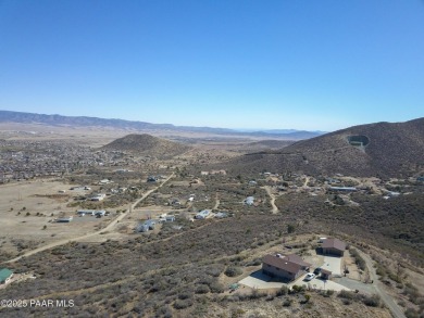 Views of Prescott and Prescott Valley at an amazing price. Easy on StoneRidge Golf Course in Arizona - for sale on GolfHomes.com, golf home, golf lot