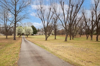 Rare Find! Beautiful completely remodeled home sitting on 4 Ac on Rolling Hills Country Club Inc in Arkansas - for sale on GolfHomes.com, golf home, golf lot