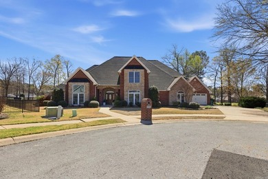 5006 Colonial Ct is a beautifully completely updated 4 bedroom on  in Arkansas - for sale on GolfHomes.com, golf home, golf lot
