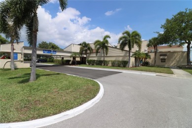 Discover stylish comfort in this beautiful 2-bedroom, 2-bathroom on Cove Cay Country Club in Florida - for sale on GolfHomes.com, golf home, golf lot