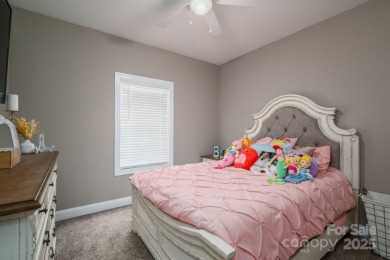 Home owner works from home and needs an hour heads up before on Woodbridge Golf Links in North Carolina - for sale on GolfHomes.com, golf home, golf lot