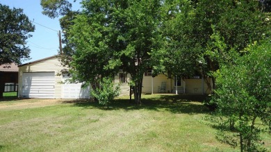 BREATHE-TAKING VIEWS OVERLOOKING TOLEDO BEND LAKE, LOCATED on Cypress Bend Golf Course in Texas - for sale on GolfHomes.com, golf home, golf lot