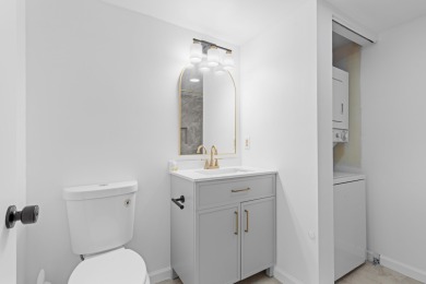 ABSOLUTELY GORGEOUS FIRST FLOOR CONDO | PRESTIGIOUS 55+ on Forest Oaks Golf Club in Florida - for sale on GolfHomes.com, golf home, golf lot