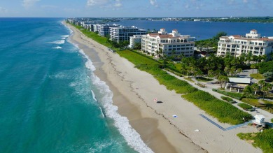ABSOLUTELY GORGEOUS FIRST FLOOR CONDO | PRESTIGIOUS 55+ on Forest Oaks Golf Club in Florida - for sale on GolfHomes.com, golf home, golf lot