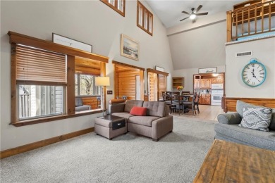Stunning 6-bed, 5-bath home on the golf course in Flint Ridge! on Deer Valley Golf Course in Oklahoma - for sale on GolfHomes.com, golf home, golf lot