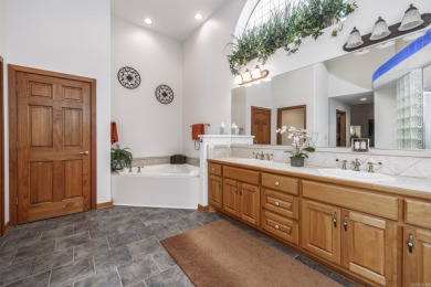 3.375% ASSUMABLE LOAN.  LUXURY beyond belief.  DOUGLAS FIR trim on Diamante Golf and Country Club in Arkansas - for sale on GolfHomes.com, golf home, golf lot