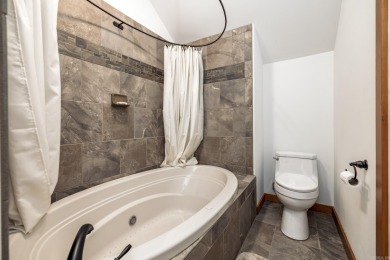3.375% ASSUMABLE LOAN.  LUXURY beyond belief.  DOUGLAS FIR trim on Diamante Golf and Country Club in Arkansas - for sale on GolfHomes.com, golf home, golf lot