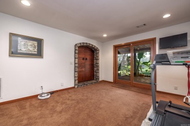 3.375% ASSUMABLE LOAN.  LUXURY beyond belief.  DOUGLAS FIR trim on Diamante Golf and Country Club in Arkansas - for sale on GolfHomes.com, golf home, golf lot