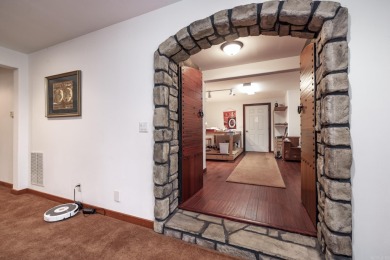 3.375% ASSUMABLE LOAN.  LUXURY beyond belief.  DOUGLAS FIR trim on Diamante Golf and Country Club in Arkansas - for sale on GolfHomes.com, golf home, golf lot