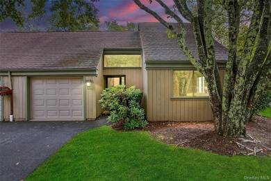 Sunny  Stylish in Heritage Hills!  Welcome to this beautifully on Somers Pointe Golf Club - West Hill in New York - for sale on GolfHomes.com, golf home, golf lot