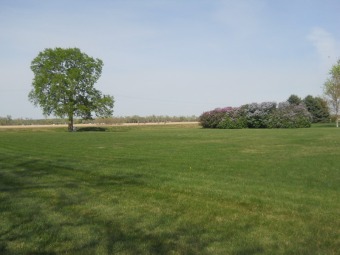 This three-quarter acre lot is in a great location! Only 5.5 on Crofton Lakeview Golf Course in Nebraska - for sale on GolfHomes.com, golf home, golf lot