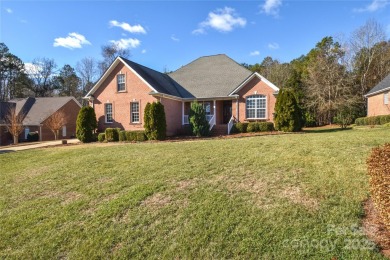 4 Bedroom, Full Brick Home located near Cowans Ford Golf Club on Cowans Ford Country Club in North Carolina - for sale on GolfHomes.com, golf home, golf lot