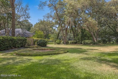 Tranquil country club living in a gated community in this 3BR/2 on Magnolia Point Golf and Country Club in Florida - for sale on GolfHomes.com, golf home, golf lot