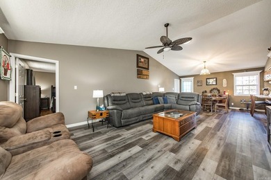 Built to last and thoughtfully designed, this well crafted home on Coronado Golf Course in Arkansas - for sale on GolfHomes.com, golf home, golf lot