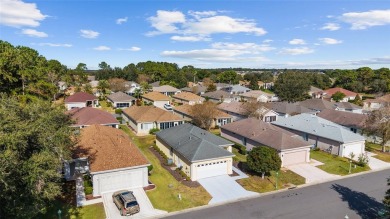 GREAT SNOWBIRD home OR simply a LOW maintenance home!  Come see on Eagle Ridge At Spruce Creek Country Club in Florida - for sale on GolfHomes.com, golf home, golf lot