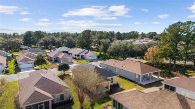 GREAT SNOWBIRD home OR simply a LOW maintenance home!  Come see on Eagle Ridge At Spruce Creek Country Club in Florida - for sale on GolfHomes.com, golf home, golf lot