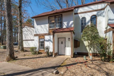 Cozy! Comfortable!  Newly Updated.. and Move In Ready with all on DeSoto Golf Course in Arkansas - for sale on GolfHomes.com, golf home, golf lot