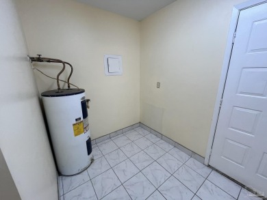 Fantastic Single-Story Triplex in Gulf Breeze! All three units on Tiger Point Golf and Country Club in Florida - for sale on GolfHomes.com, golf home, golf lot