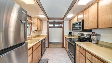 This is The GRAEAGLE GIFT:   GLORIOUS SETTING AND A GREAT on Graeagle Meadows Golf Course in California - for sale on GolfHomes.com, golf home, golf lot