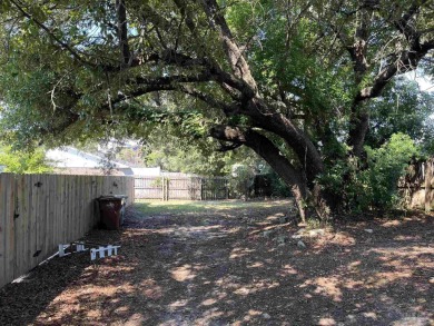 Fantastic Single-Story Triplex in Gulf Breeze! All three units on Tiger Point Golf and Country Club in Florida - for sale on GolfHomes.com, golf home, golf lot