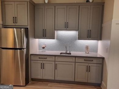 Beautiful lake views, this home is located in the sought after on Reynolds Lake Oconee - The Oconee in Georgia - for sale on GolfHomes.com, golf home, golf lot