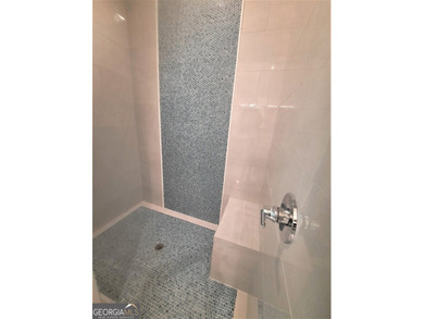 Beautiful lake views, this home is located in the sought after on Reynolds Lake Oconee - The Oconee in Georgia - for sale on GolfHomes.com, golf home, golf lot