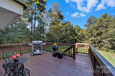 Welcome to this stunning custom-built home in the highly on Catawba Springs Golf Course At Lake Hickory  in North Carolina - for sale on GolfHomes.com, golf home, golf lot