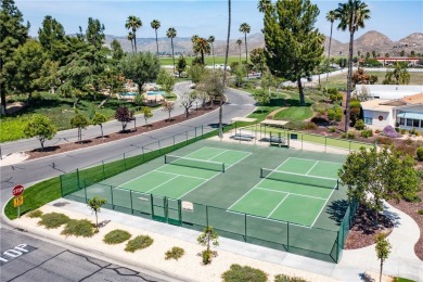New Listing - Move-In Ready Home with Upgraded Bathrooms on Hemet West Mobile Estates in California - for sale on GolfHomes.com, golf home, golf lot